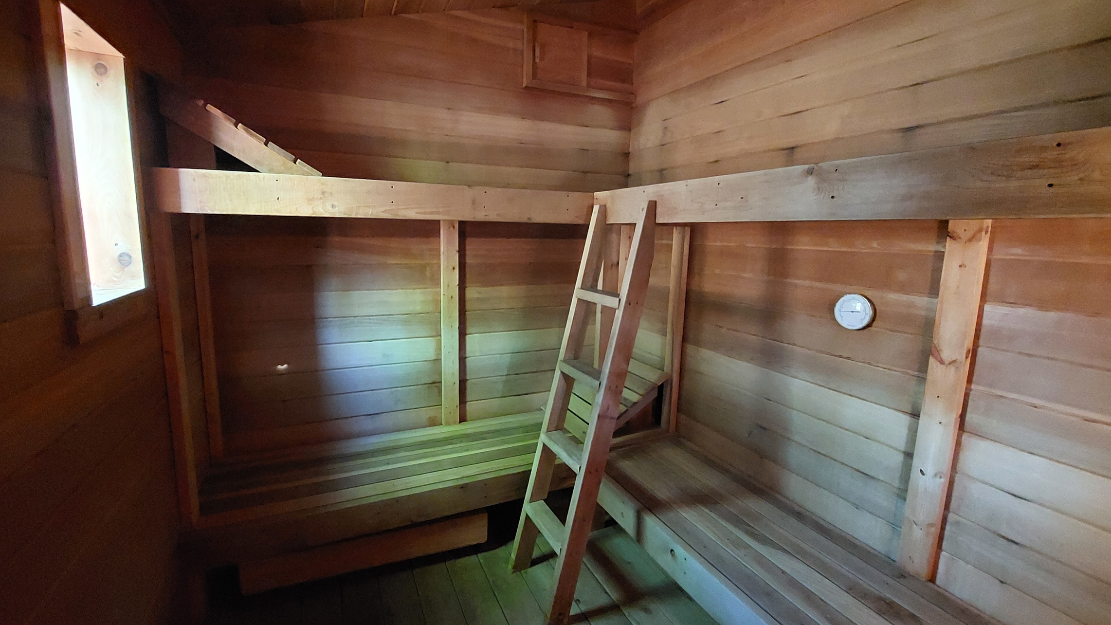 Sauna photo 2 (replace)